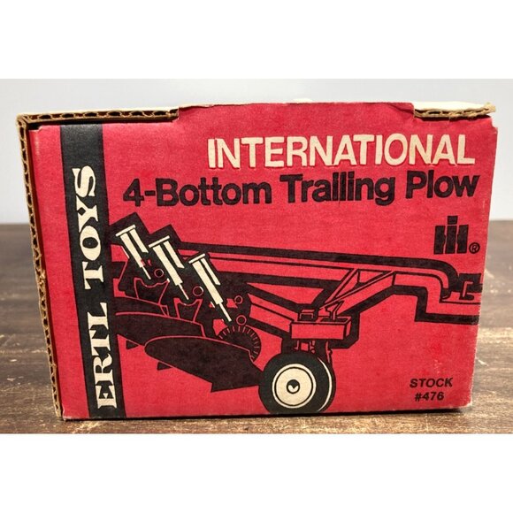 Ertl International Harvester 4-Bottom Trailing Plow 1/16 No. 476-7341 Boxed NIB - Picture 11 of 12